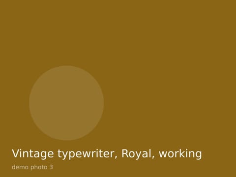 Vintage typewriter, Royal, working, photo 3