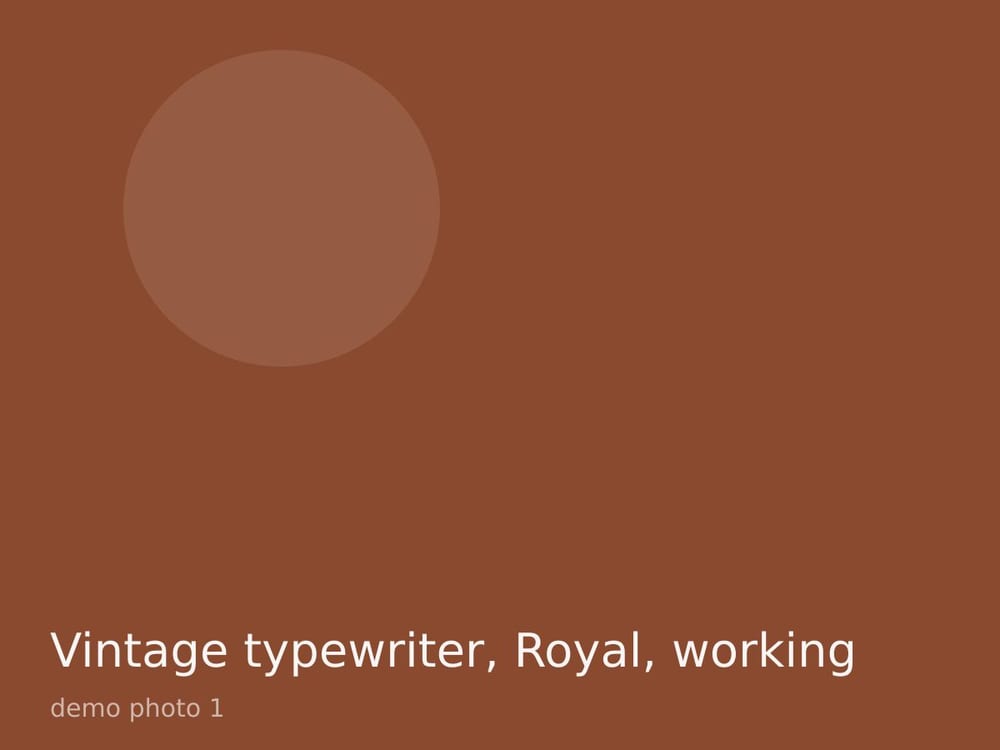 Vintage typewriter, Royal, working